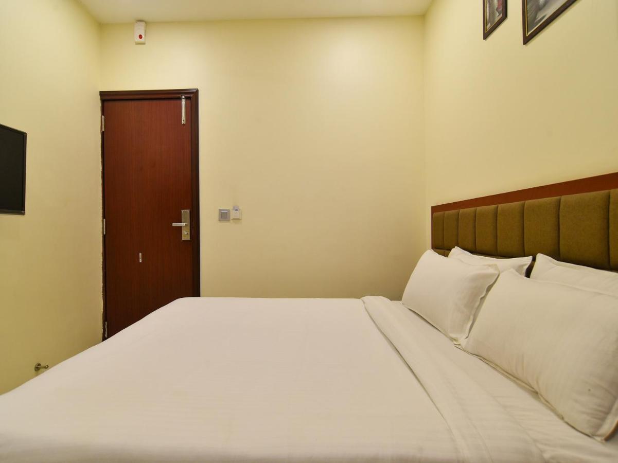 Oyo Collection O 78295 Da 2 Day Indore Exterior foto